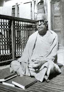 Srila Prabhupada with his original 3 Vol Bhagwatam